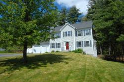 8 Wilkate Place Clinton, MA 01510