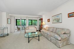 2 Hawthorne Place 2E & 2F Boston, MA 02114