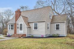 16 Tamar Ave Worcester, MA 01604
