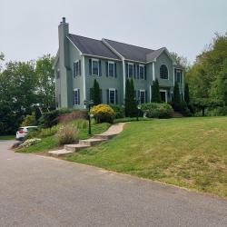 707 Stafford St Leicester, MA 01542