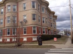 1 Beacon Ave 2R Holyoke, MA 01040