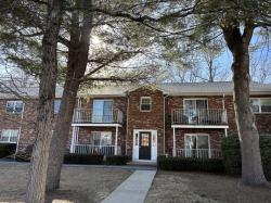 18 Kingswood Drive E8 Abington, MA 02351