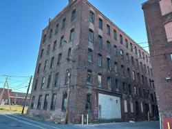 130 Middle Water St Holyoke, MA 01040