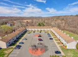 55 Pleasant St 14 Granby, MA 01033