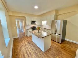 9 Hampshire Street 2 Holyoke, MA 01040