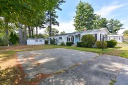 10 Sharon Circle Merrimac, MA 01860