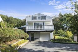 5 Hillside Ave Merrimac, MA 01860