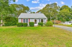 11 Joe Lincoln Rd Harwich, MA 02671