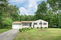 96 Summit Rd Abington, MA 02351