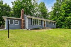 93 Horseshoe Dr West Boylston, MA 01583