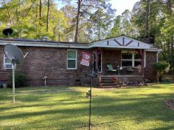 11824 Ormond Road Moss Point, MS 39562