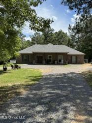 78 Percy Oneal Road Mchenry, MS 39561