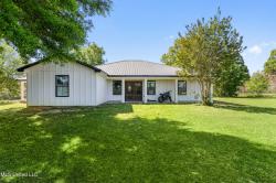 7110 Tanner Williams Road Lucedale, MS 39452