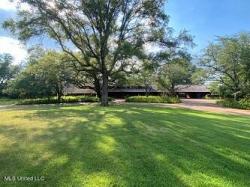 333 Westover Drive Clarksdale, MS 38614