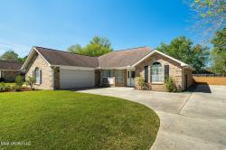 607 Country Club Drive Picayune, MS 39466