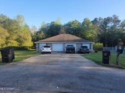 15 Ivy Cove Mchenry, MS 39561