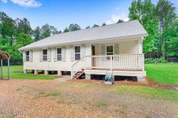 11 Winchester Road Poplarville, MS 39470
