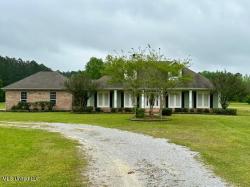 378 Mcsween Road Picayune, MS 39466