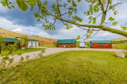 34 Outlaw Trail Anaconda, MT 59711