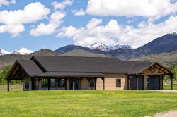 9 Hawks Court Sheridan, MT 59749