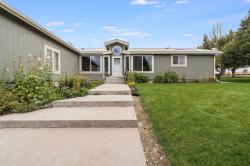 407 E Garfield Street White Sulphur Springs, MT 59645