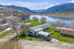 403 and 405 Hubbard Street Plains, MT 59859