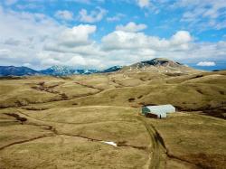 0 S Peak Road Raynesford, MT 59469