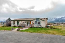 5617 Cottonwood Drive N Florence, MT 59833