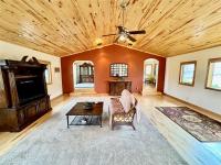 19066 King Road Florence, MT 59833