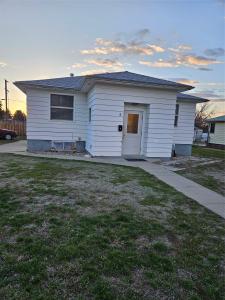 18 S Maryland Street Conrad, MT 59425