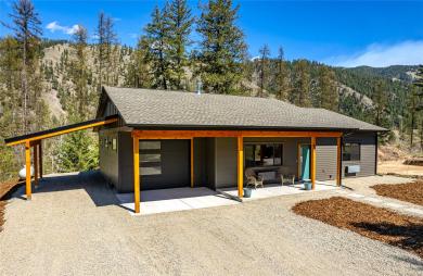 208 Osprey Drive Superior, MT 59872