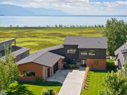 1219 Lake Pointe Drive Bigfork, MT 59911