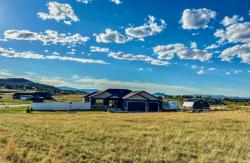 19 Country Meadow Lane Clancy, MT 59634