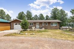 614 Lechner Lane Custer, SD 57730