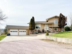 304 Valley View Drive Hot Springs, SD 57747