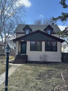 411 1St Street NW Watertown, SD 57201