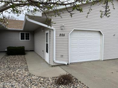 205 6Th St Circle SW Watertown, SD 57201