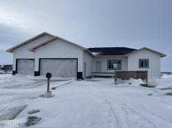 1809 4Th Street NW Watertown, SD 57201