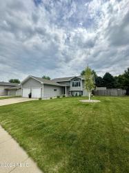 312 29th Street NW Watertown, SD 57201