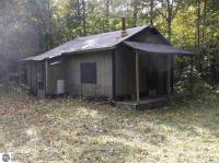 7530 Woodridge Acres, Mancelona, MI 49659