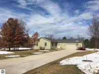 1046 NW Washington Avenue, Kalkaska, MI 49646