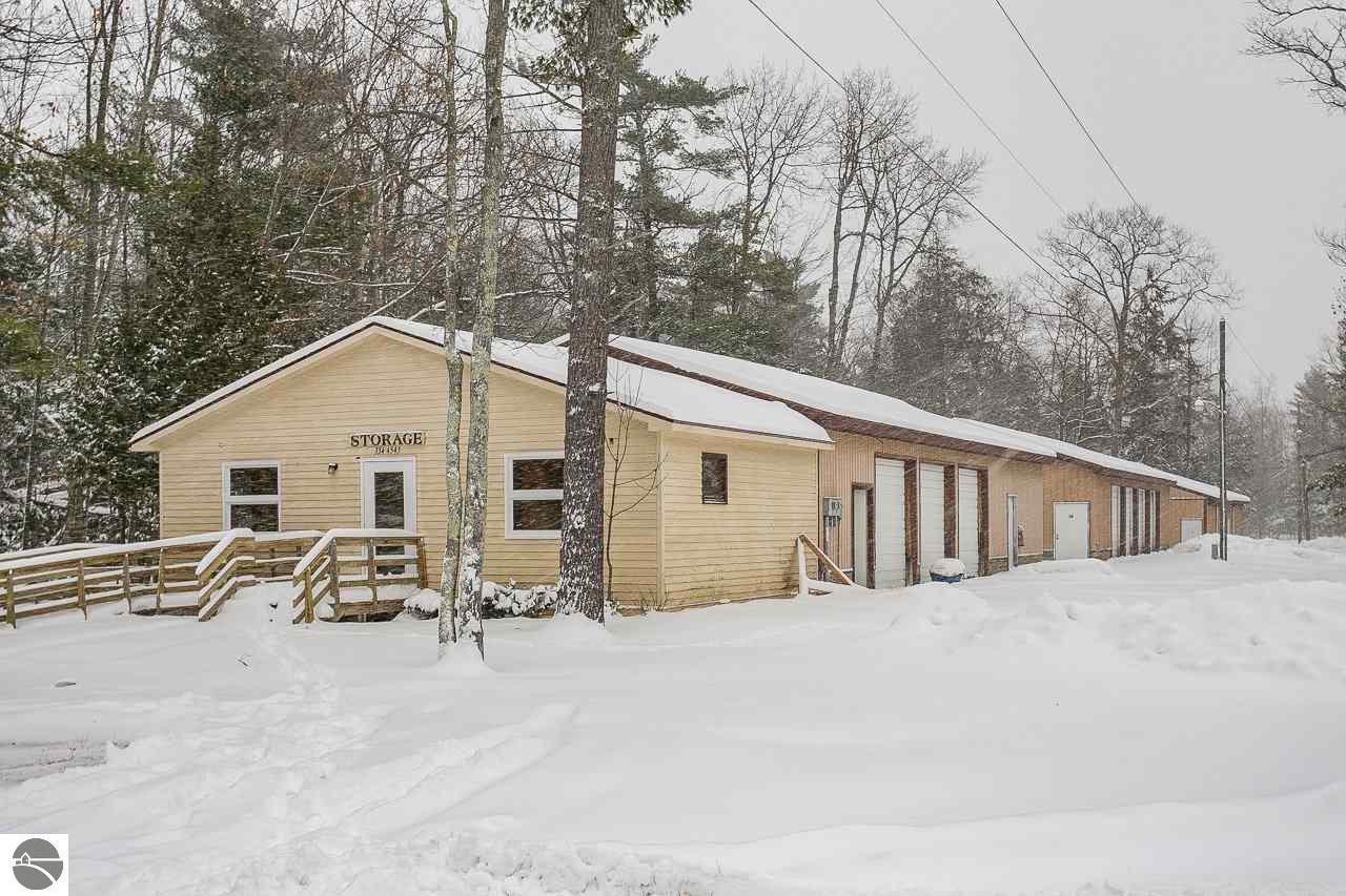 glen arbor jewish singles The single other park project in the sleeping bear area was benzie state park, the bunkhouse of the glen arbor lumber company was converted into the to methodists or to jews, who were often excluded at elite resorts. glen arbor jewish singles The single other park project in the sleeping bear area was benzie state park, the bunkhouse of the glen arbor lumber company was converted into the to methodists or to jews, who were often excluded at elite resorts.