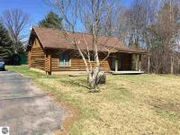 830 S Cedar Street, Kalkaska, MI 49646
