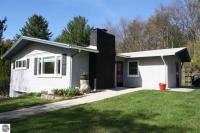 716 E Orchard Drive, Traverse City, MI 49686