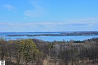 N Evgor Pt, Suttons Bay, MI 49682