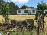 3434 E Sparling Road, Kingsley, MI 49649