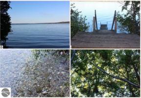 5958 S Lake Leelanau Drive, Suttons Bay, MI 49682