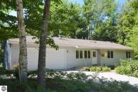 13551 N Knollwood Drive, Northport, MI 49670