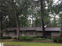 1700 Comanche, Traverse City, MI 49686