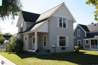 303 W Eleventh Street, Traverse City, MI 49684